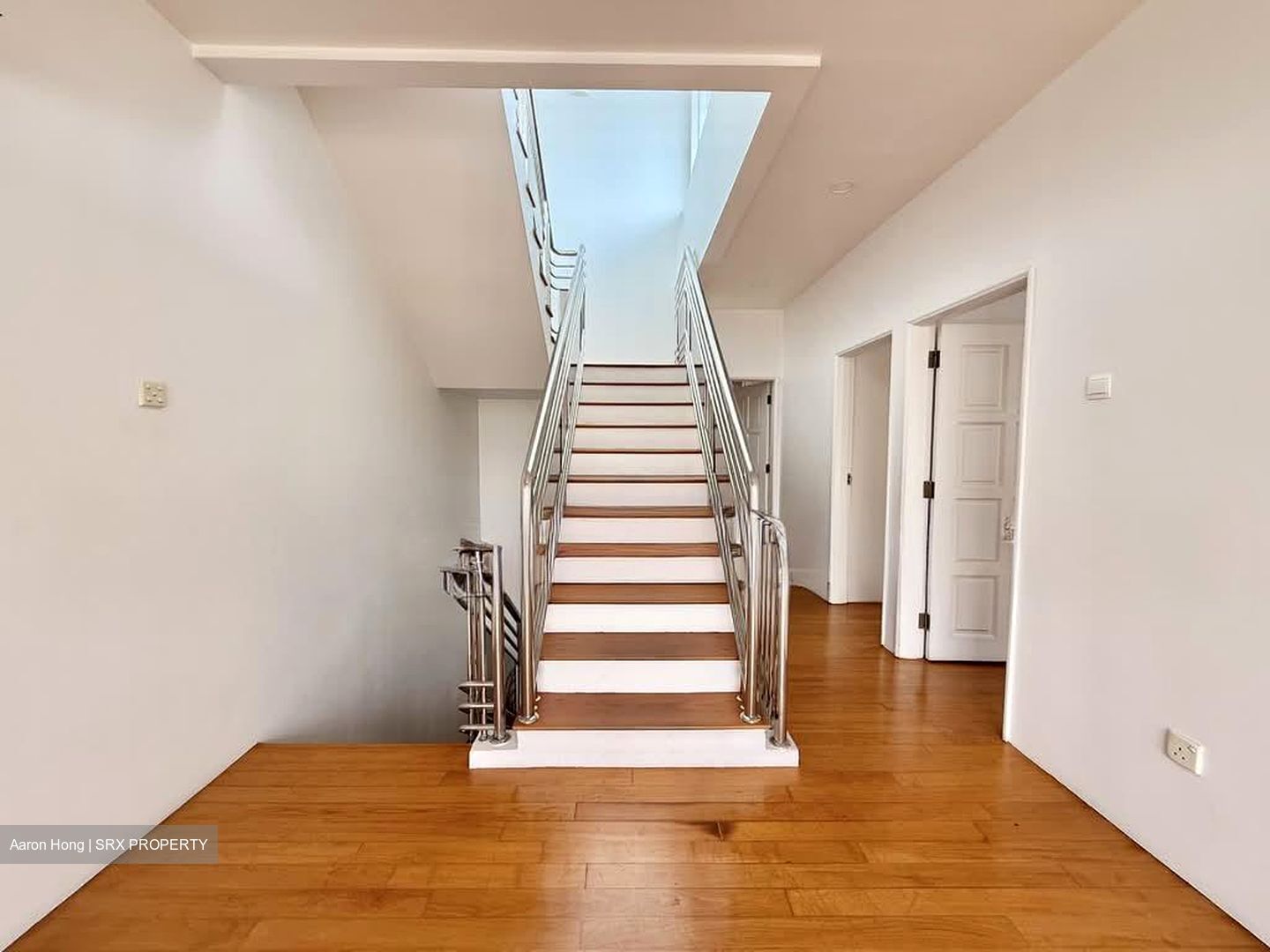 East Coast Hill (D16), Semi-Detached #532906311
